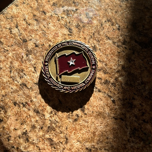 Challenge Coin - Picture 2 of 4